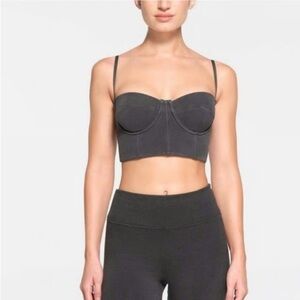 skims - outdoor bustier top (ash)
